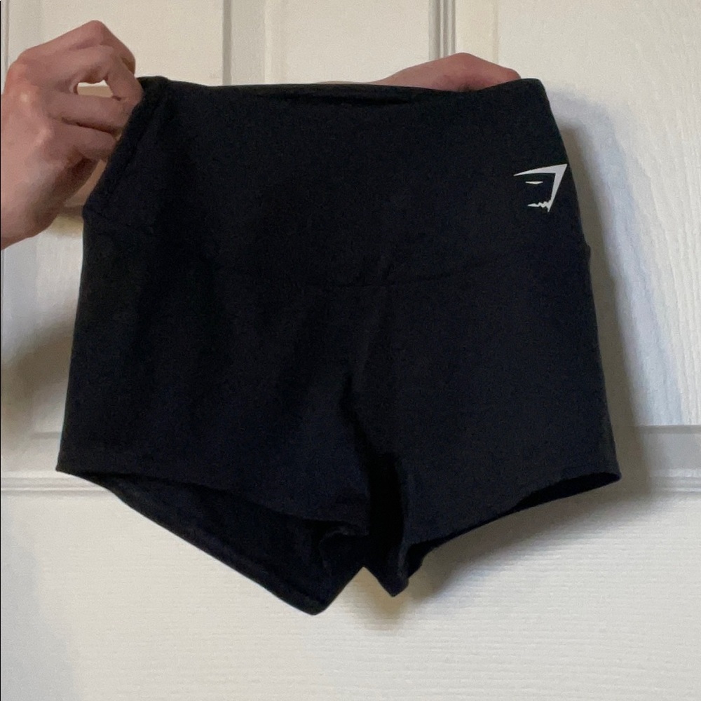 BLACK GYMSHARK ATHLETIC SHORTS